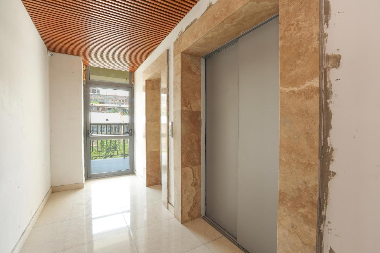 Stay Inn Apartments On Amiryan 26/4 يريفان المظهر الخارجي الصورة