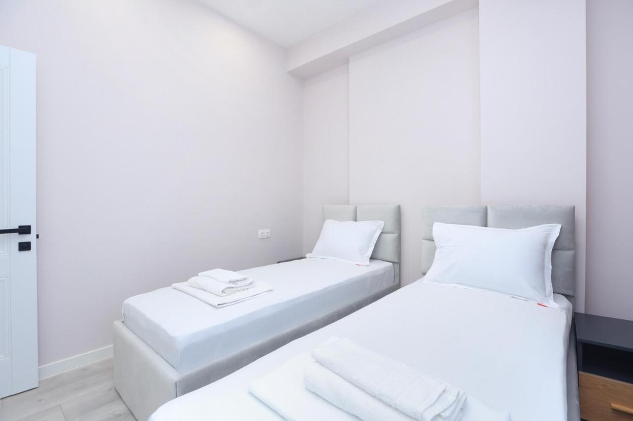 Stay Inn Apartments On Amiryan 26/4 يريفان المظهر الخارجي الصورة