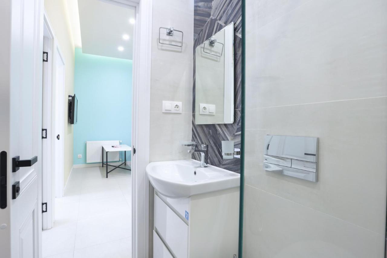 Stay Inn Apartments On Amiryan 26/4 يريفان المظهر الخارجي الصورة